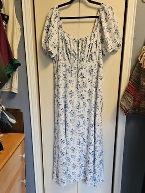 Blue Floral Puff-Sleeve Maxi Dress Ptp Max 21